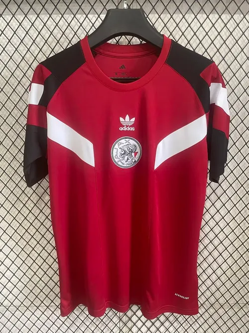 חולצת Ajax
