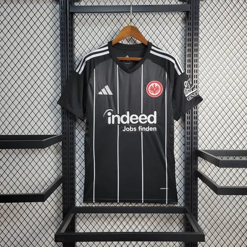 חולצת Eintracht Frankfurt