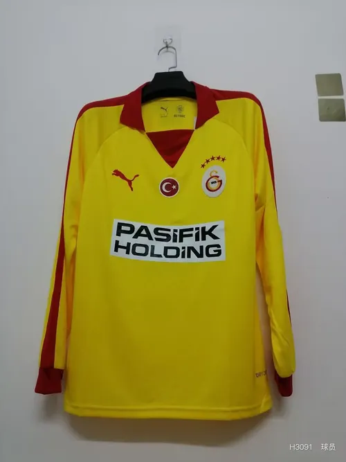 חולצת Galatasaray
