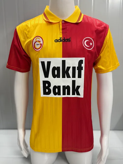 חולצת Galatasaray