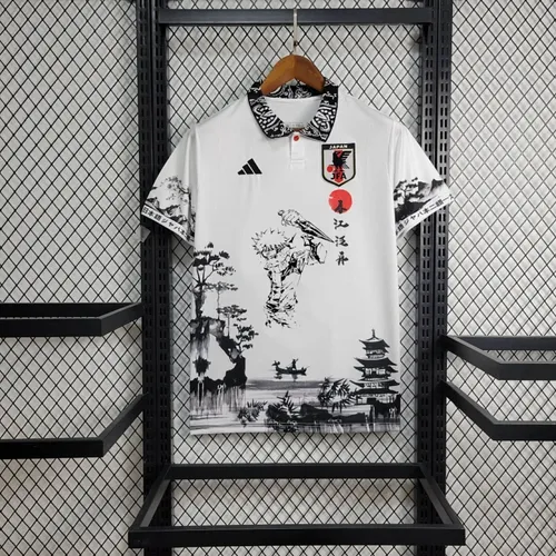 חולצת Japan