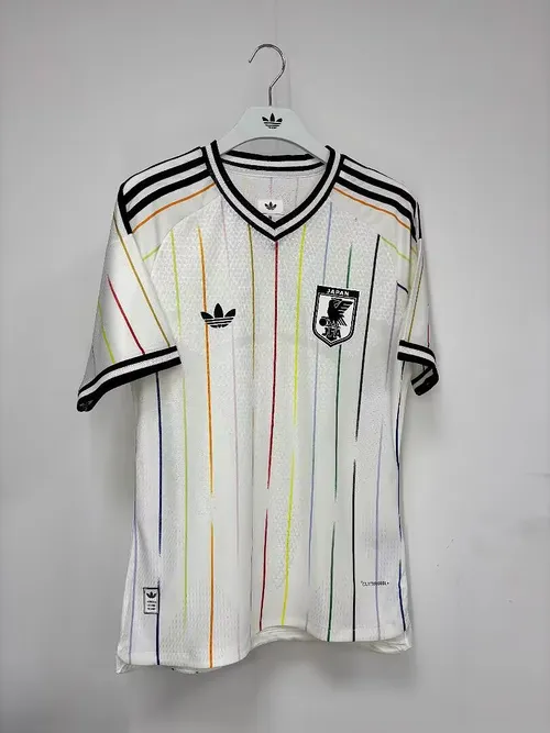 חולצת Japan