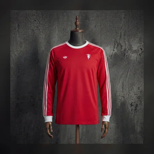 חולצת טי של מנצ׳סטר יונייטד 2026/27 – adidas Originals אדום, שרוול ארוך, גרסת אוהדים — חולצת טי