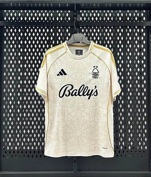 חולצת Nottingham Forest