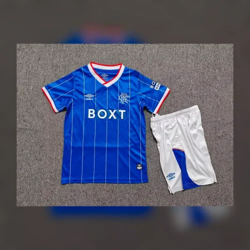 סט ילדים של גלאזגו ריינג׳רס בית 2026/27 – גרסת אוהדים — סט ילדים
