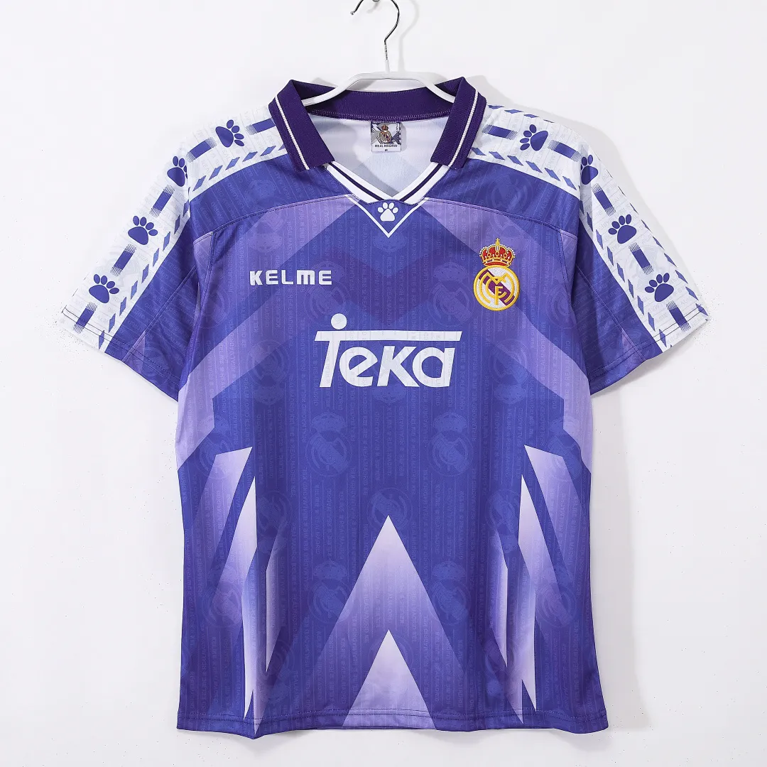 חולצת ריאל מדריד חוץ 1996/97 – רטרו, גרסת שחקן — חולצת כדורגל, חזית