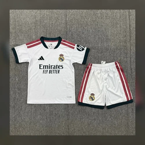 סט ילדים של ריאל מדריד בית 2026/27 – גרסת אוהדים — סט ילדים