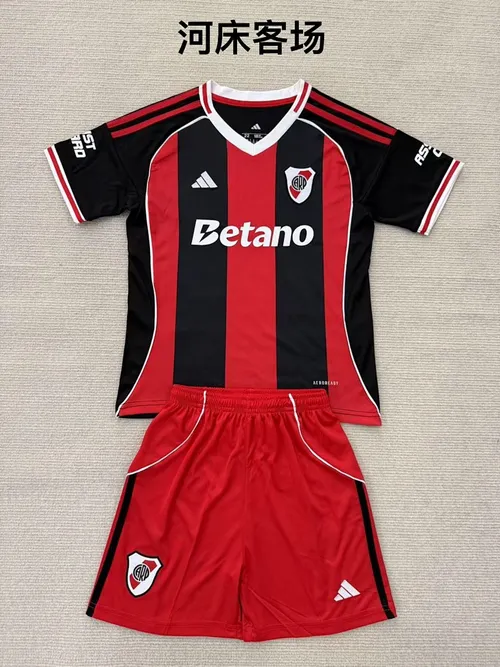 חולצת River Plate