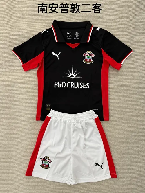 חולצת Southampton